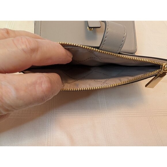 Michael Kors Python-Embossed Leather Zip-Around Wallet Coins Bills Card Slots ID - Picture 9 of 16